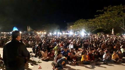 Bupati Siak Nonton Film  G30 S/PKI Bersama Masyarakat